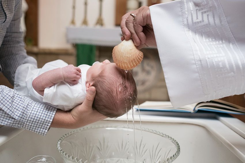 Έθιμα βάπτισης και παραδόσεις